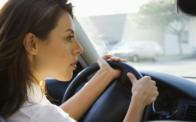 stock-woman-driving-b-800x500_c