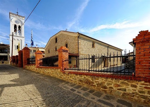 92953362_102355958112750_7006906867574112256_n