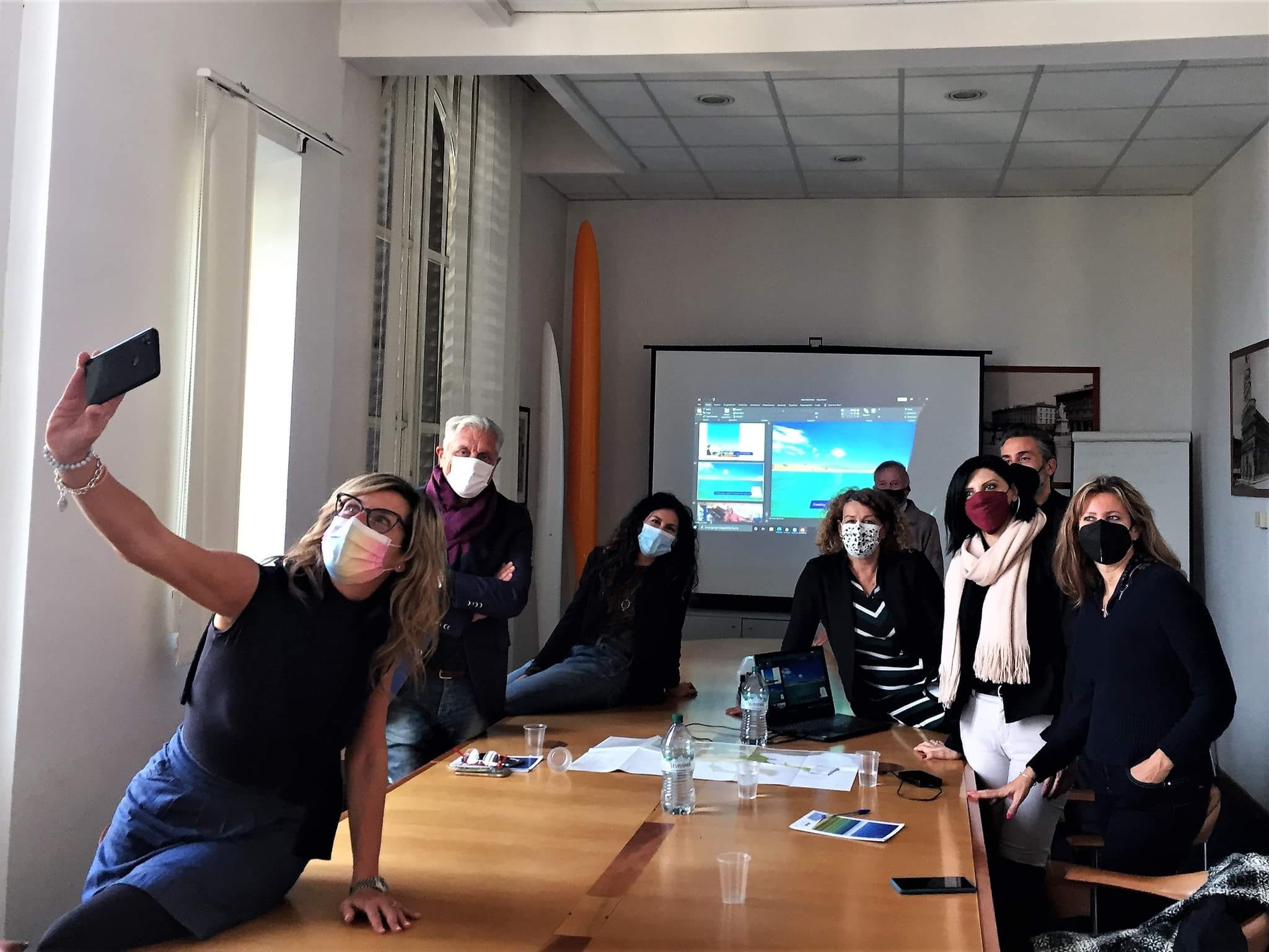 258111278_3035067063416748_3097780614158769747_n