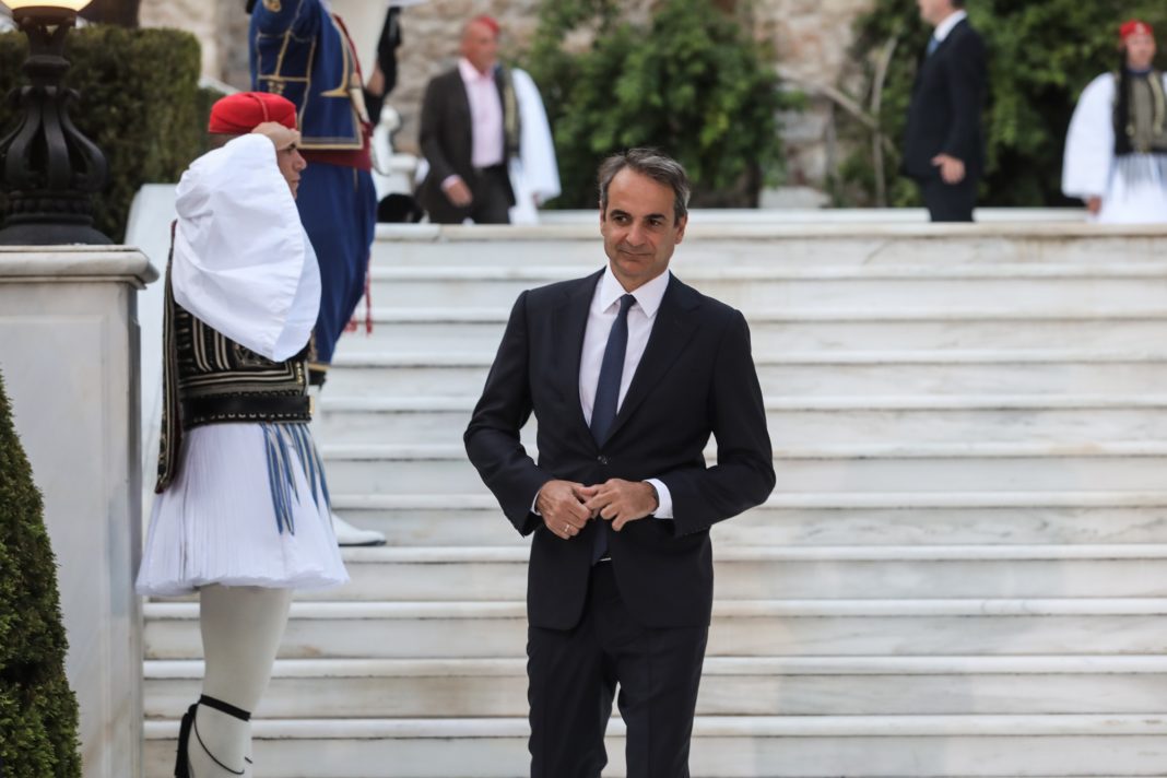 [354402] ΔΕΞΙΩΣΗ ΣΤΟ ΠΡΟΕΔΡΙΚΟ ΜΕΓΑΡΟ ΓΙΑ ΤΗΝ 48η ΕΠΕΤΕΙΟ ΑΠΟΚΑΤΑΣΤΑΣΗΣ ΤΗΣ ΔΗΜΟΚΡΑΤΙΑΣ   (ΓΙΑΝΝΗΣ ΠΑΝΑΓΟΠΟΥΛΟΣ/EUROKINISSI)