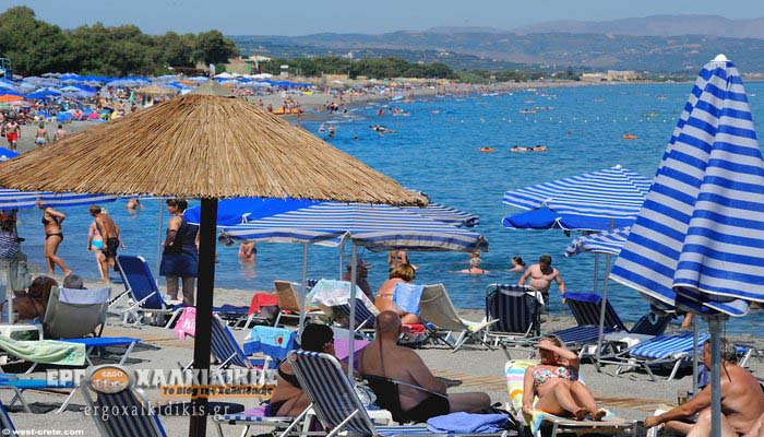 Tourists-ibeach